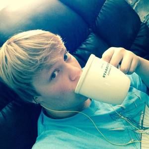 Meet your Posher, Connor